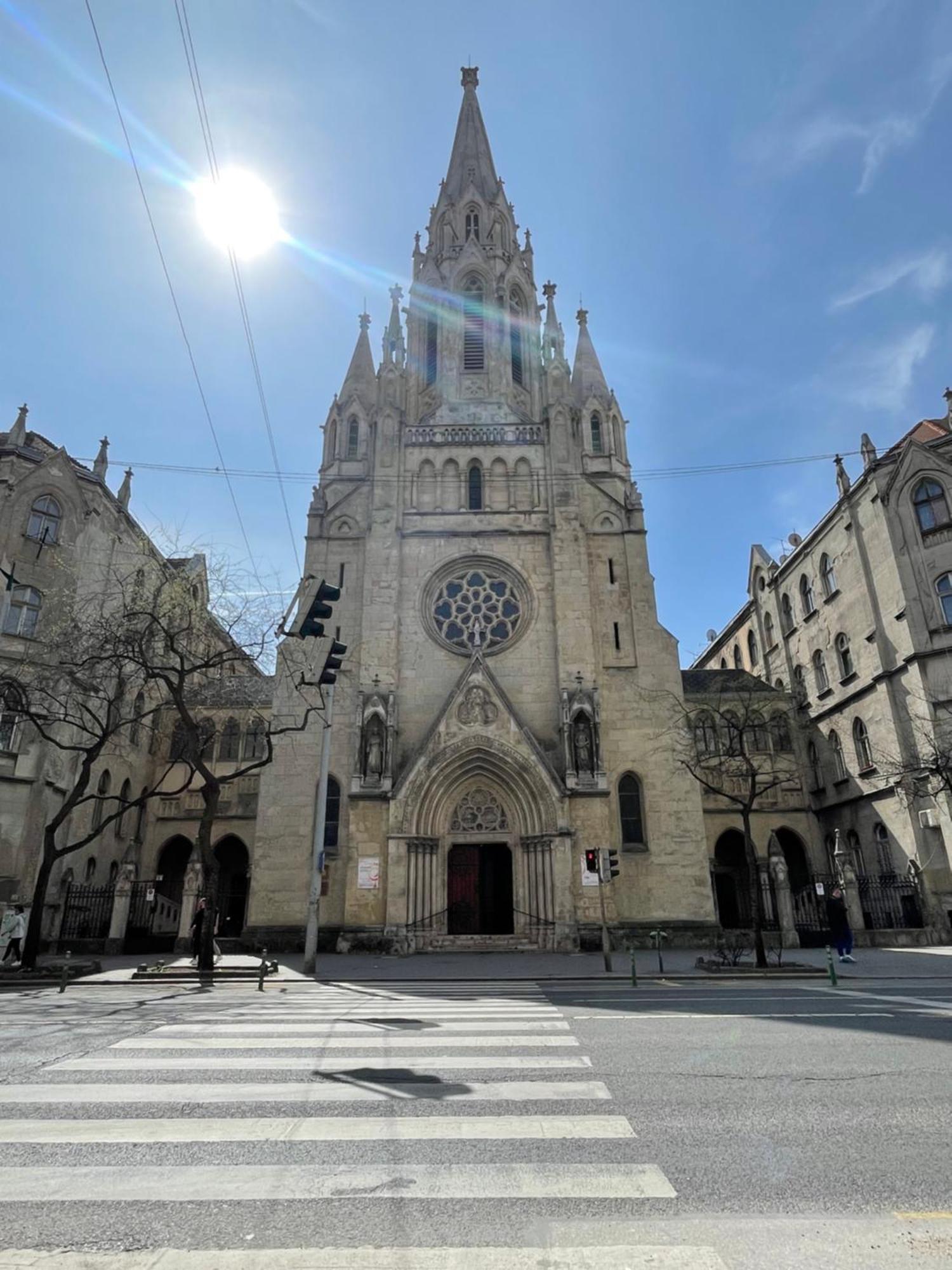 Leonardo50 Grande * Budapešť